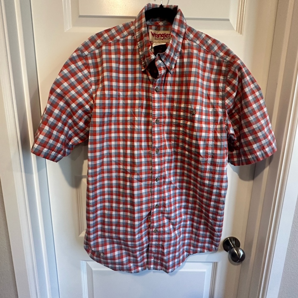 Wrangler Rugged Wear Men’s Short Sleeve Button-Up Shirt – EUC